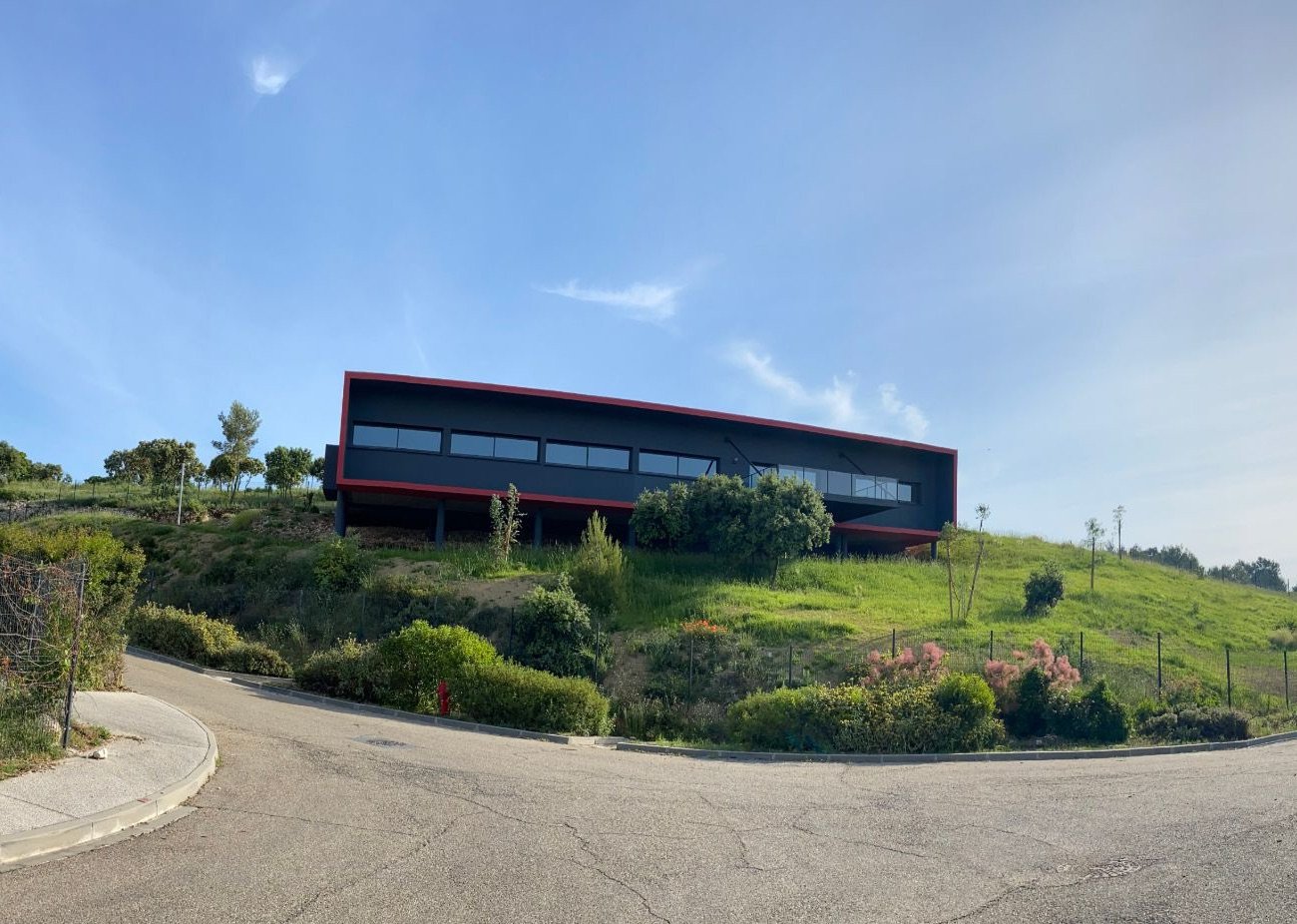 Les locaux d'Abioz Technologies à Vailhauquès